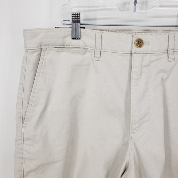 GAP Men's Khaki Shorts Stretch Comfort Waistband 8 Inch Inseam Size 31 Tan - Picture 5 of 8